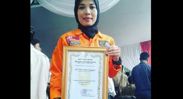 Siti Maryam Relawan  Tangguh dari Bencana  ke Bencana  